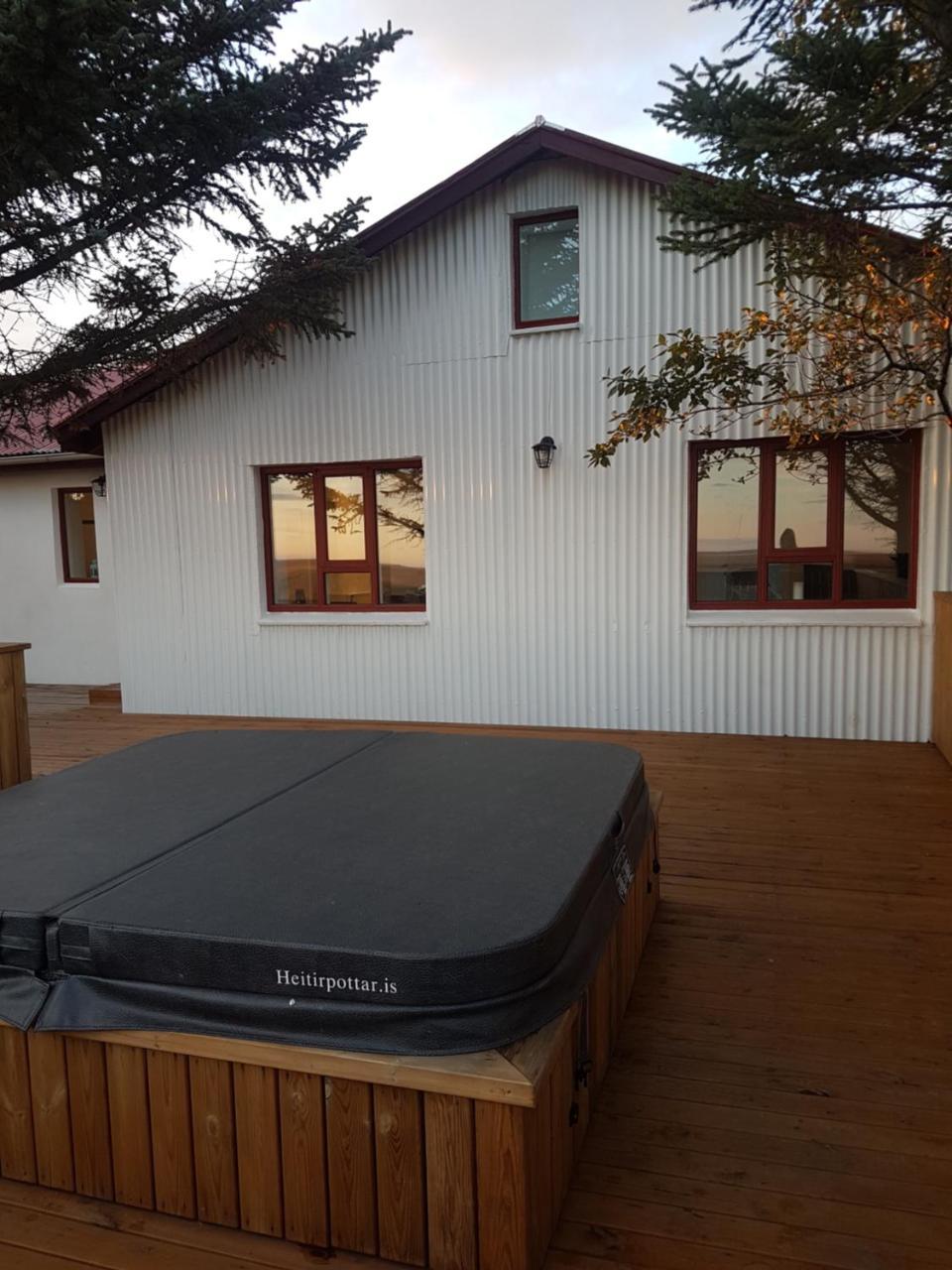 Hellatun Guest House! Exterior photo